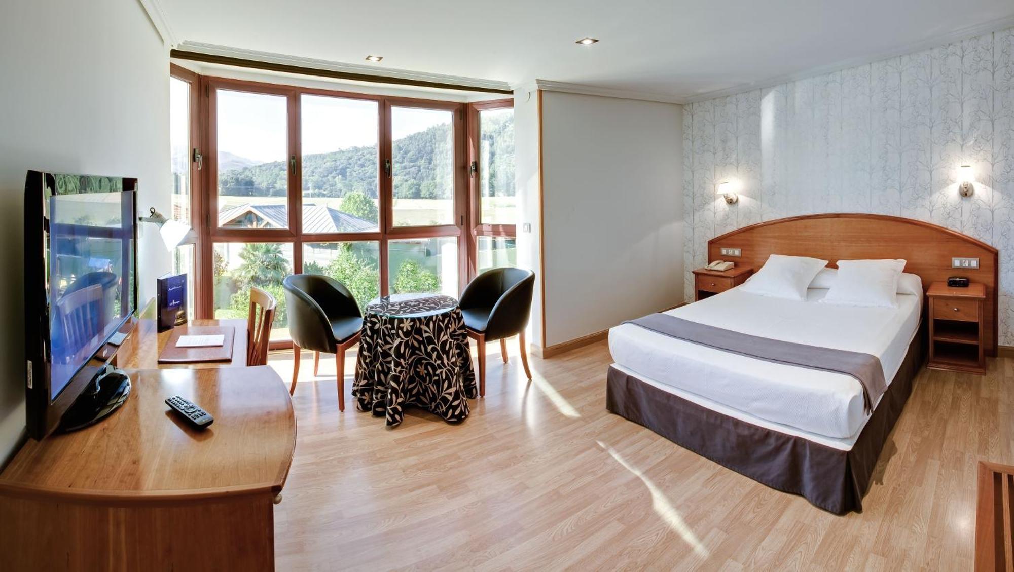 Hotel Spa Villa Pasiega Hoznayo Esterno foto
